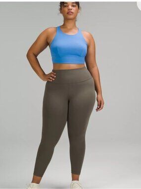 Lululemon Athletica Wunder Train Size 2